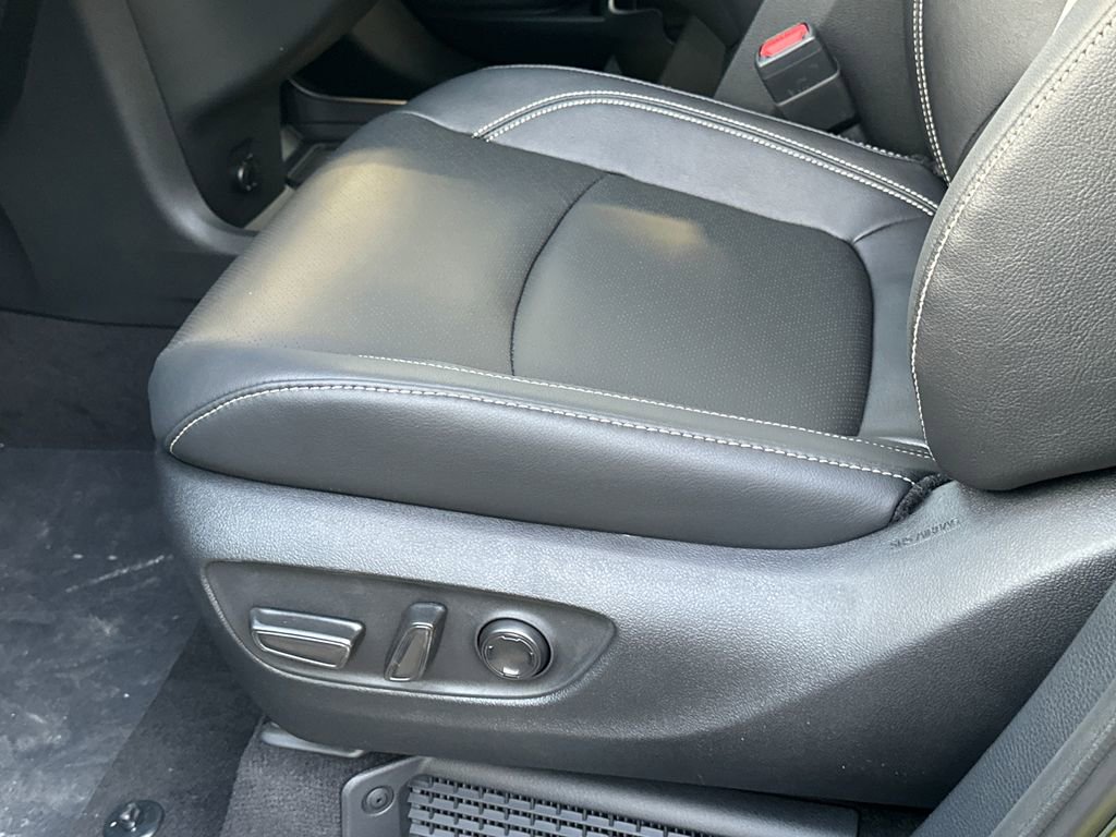 New 2026 Toyota Sienna Platinum image 22