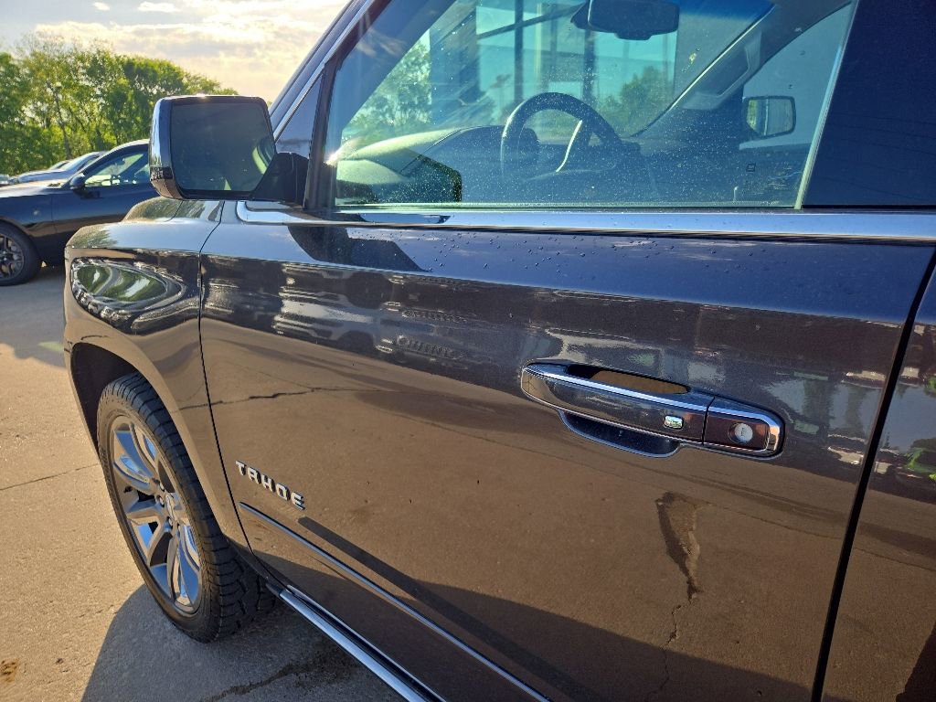 Used 2018 Chevrolet Tahoe Premier AWD/4WD image 27