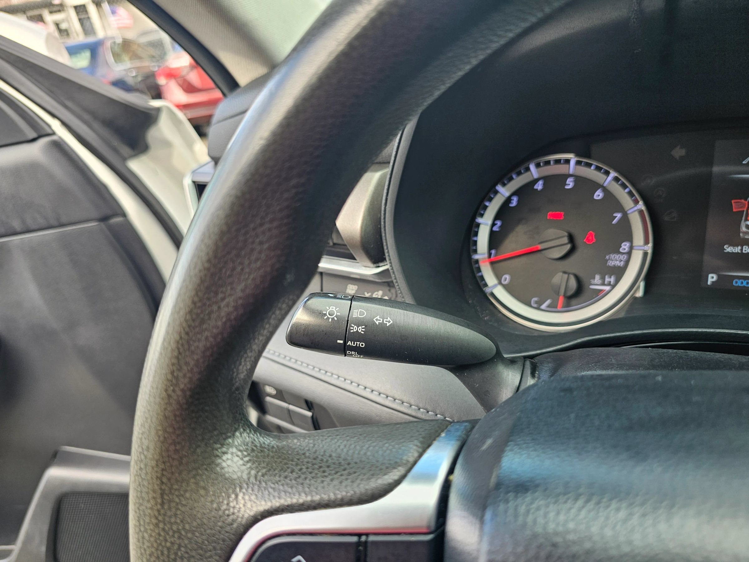 Used 2020 Toyota Highlander L AWD/4WD image 21