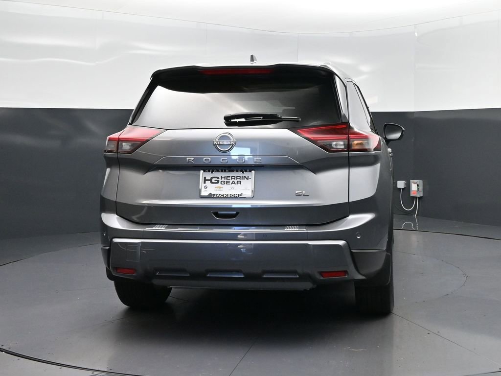 Used 2024 Nissan Rogue SL w/ SL Premium Package image 6