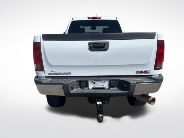 Used 2014 GMC Sierra 2500 SLE w/ SLE Preferred Package AWD/4WD image 4