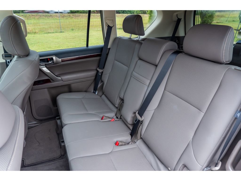 Used 2019 Lexus GX 460 Premium image 16