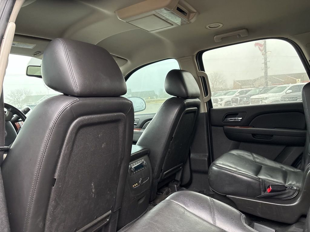 Used 2012 GMC Yukon SLT w/ SLT-2 Equipment Package image 13