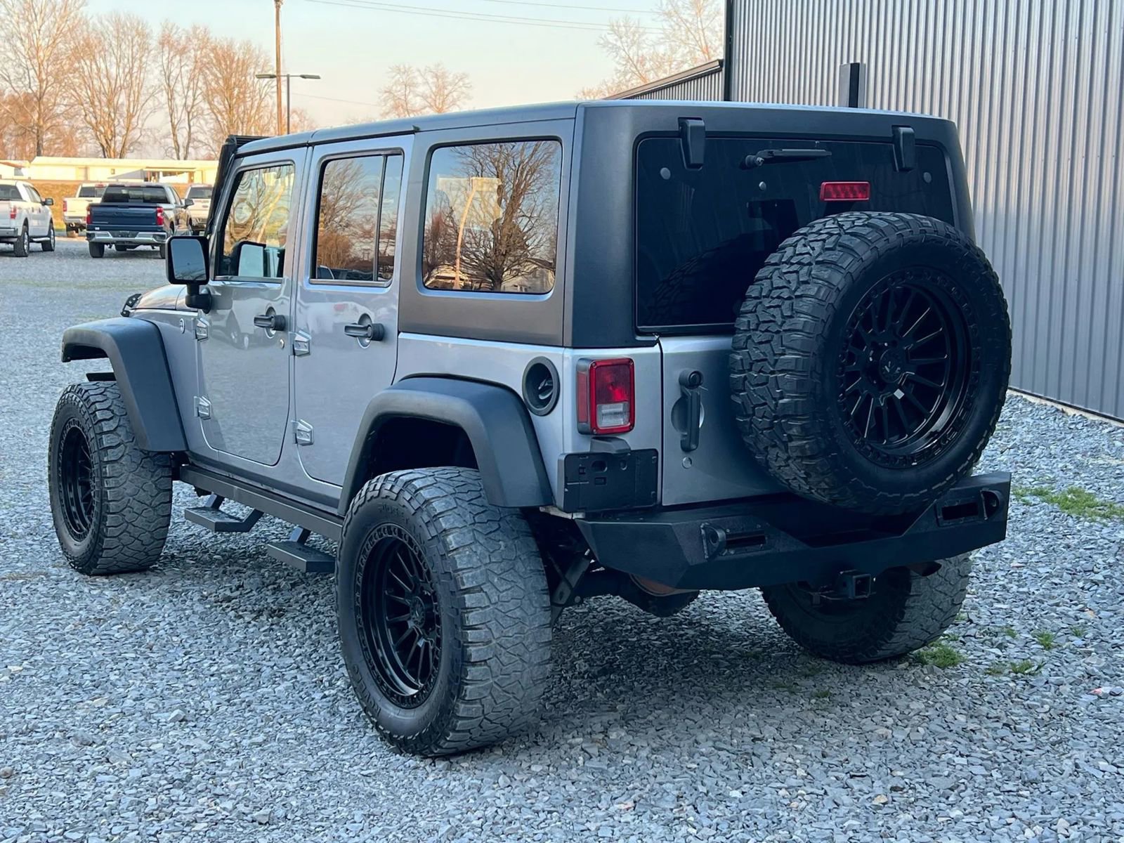 Used 2018 Jeep Wrangler Unlimited Sport S image 3