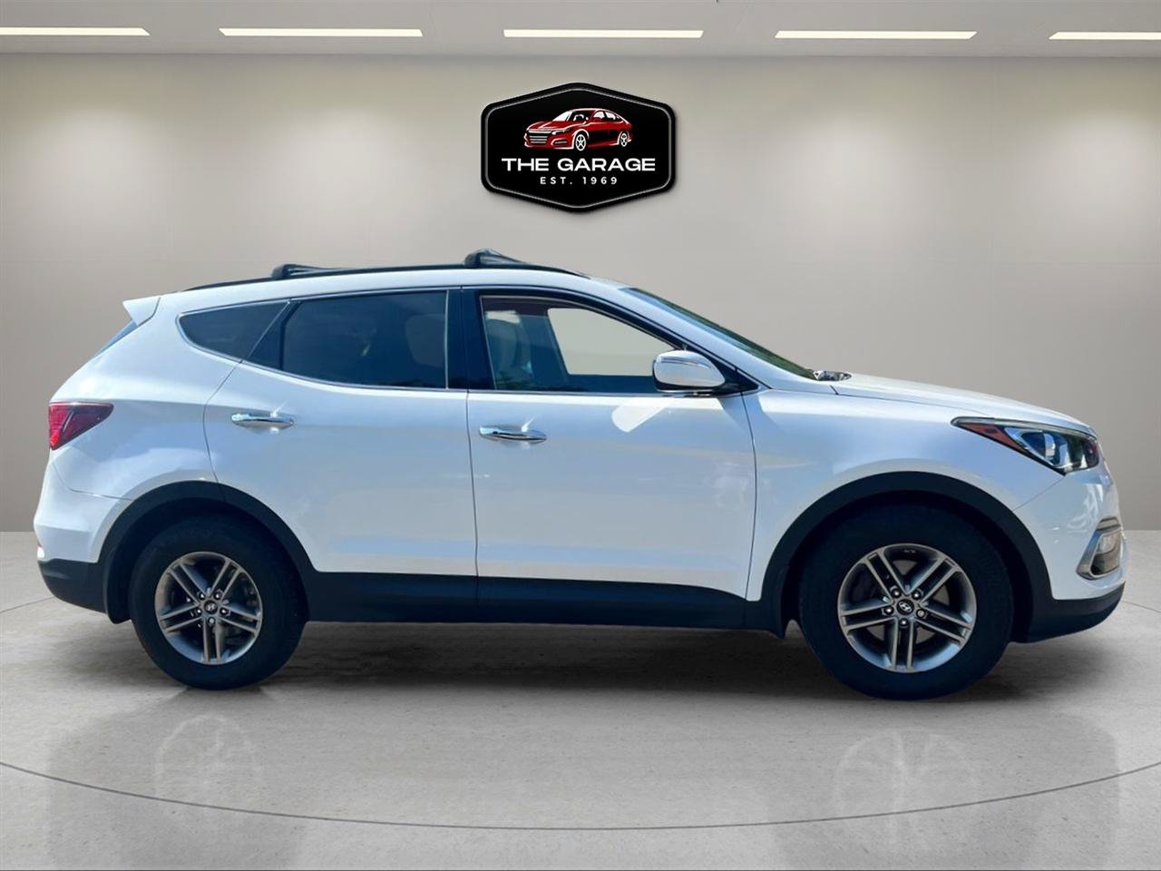 Used 2018 Hyundai Santa Fe Sport w/ 2.4L Value Package 02 AWD/4WD image 5