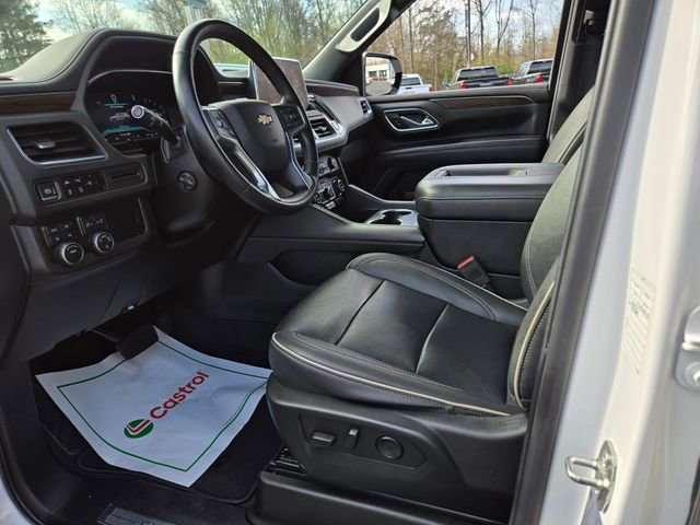 Used 2023 Chevrolet Suburban Premier image 9