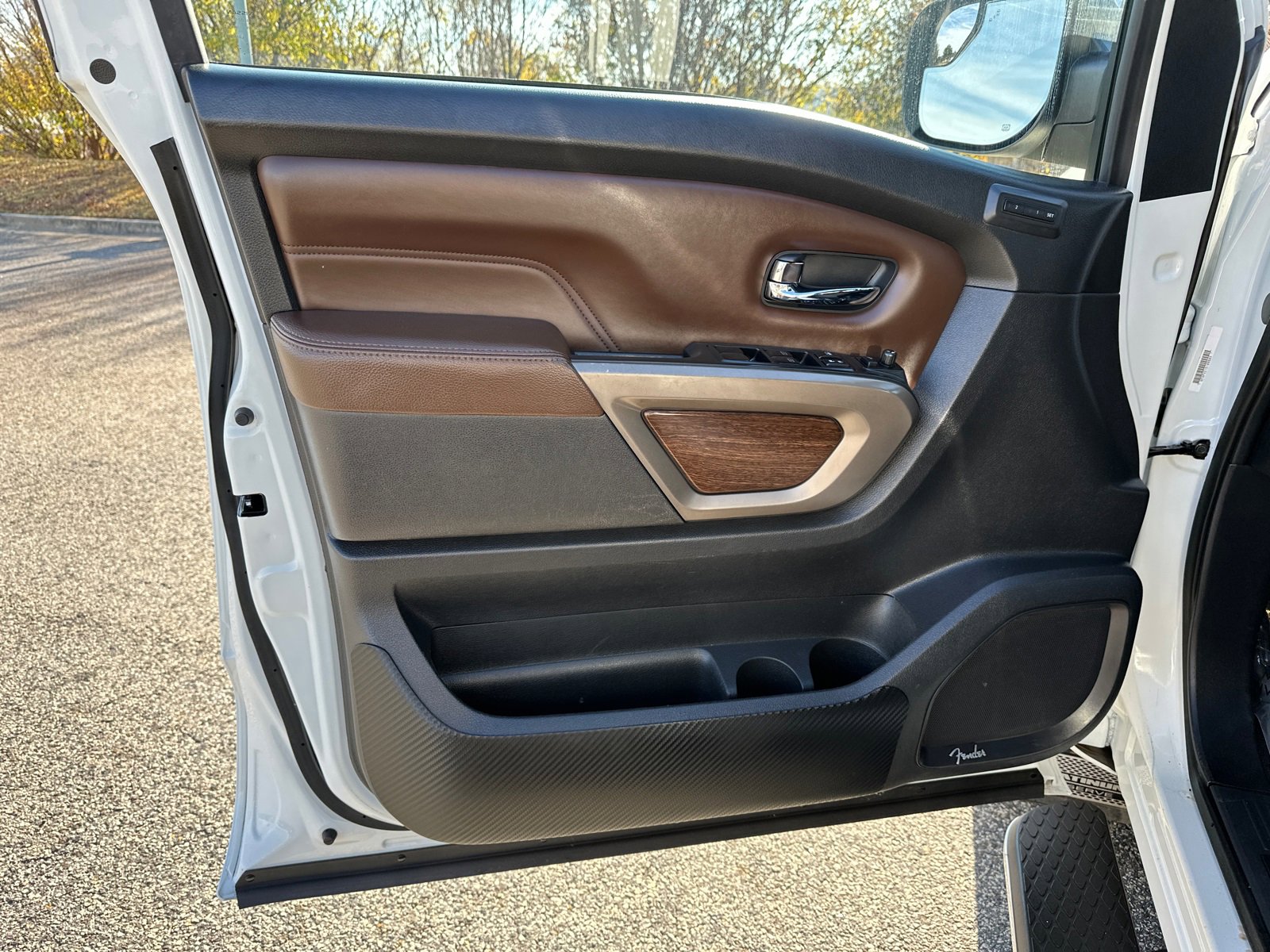 Certified 2021 Nissan Titan Platinum Reserve w/ Moonroof Package image 10