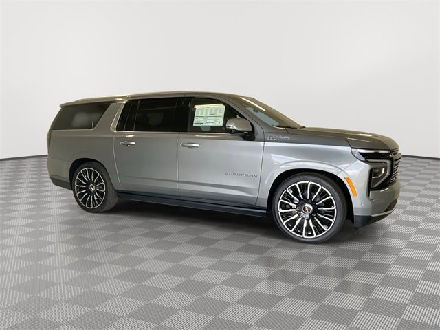 New 2026 Chevrolet Suburban High Country image 13