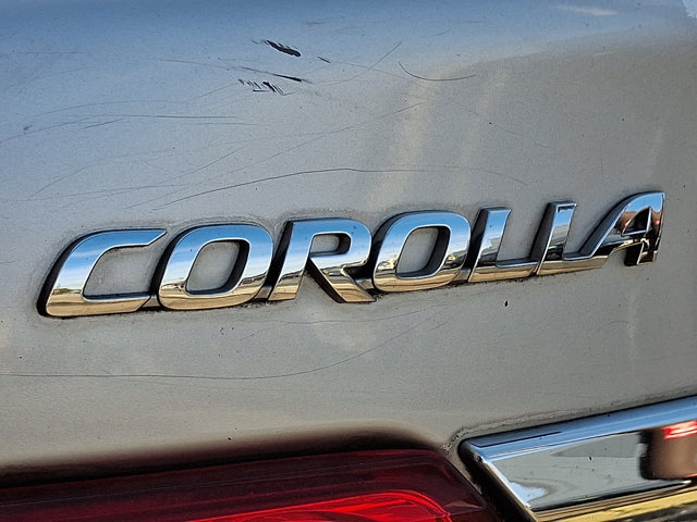 Used 2011 Toyota Corolla LE w/ Preferred Accessory Pkg FWD image 29