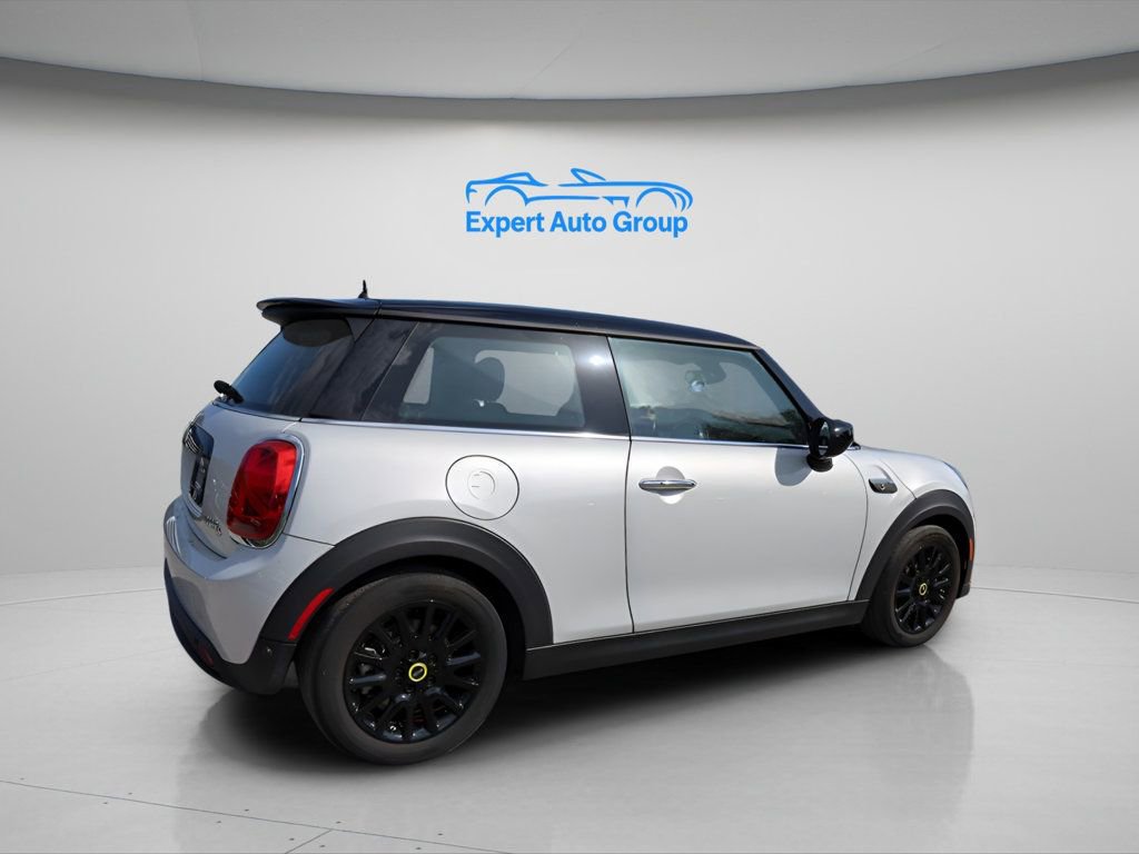 Used 2023 MINI Cooper SE image 7