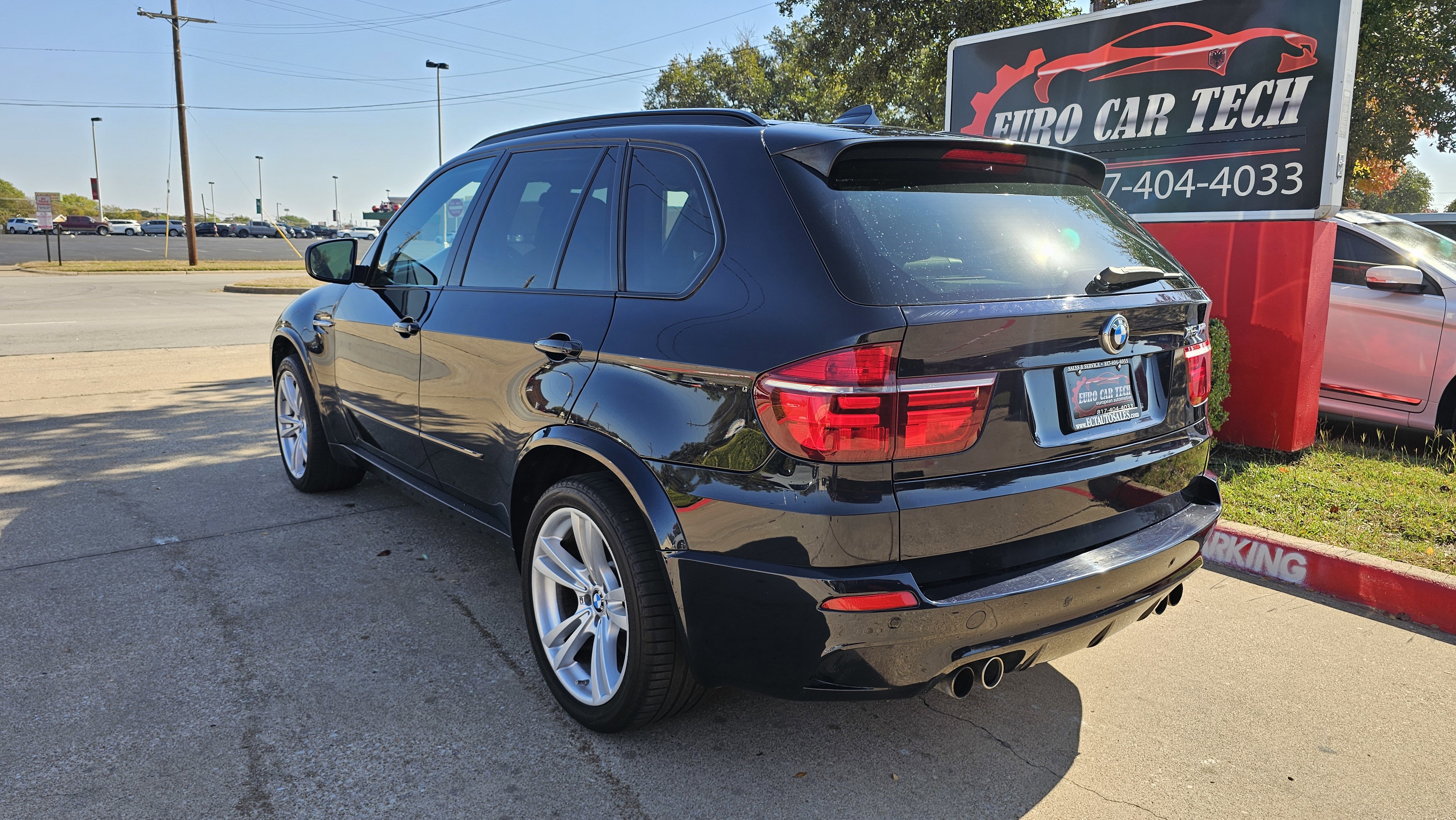 Used 2012 BMW X5 M w/ Active Ventilated Seat Pkg image 3