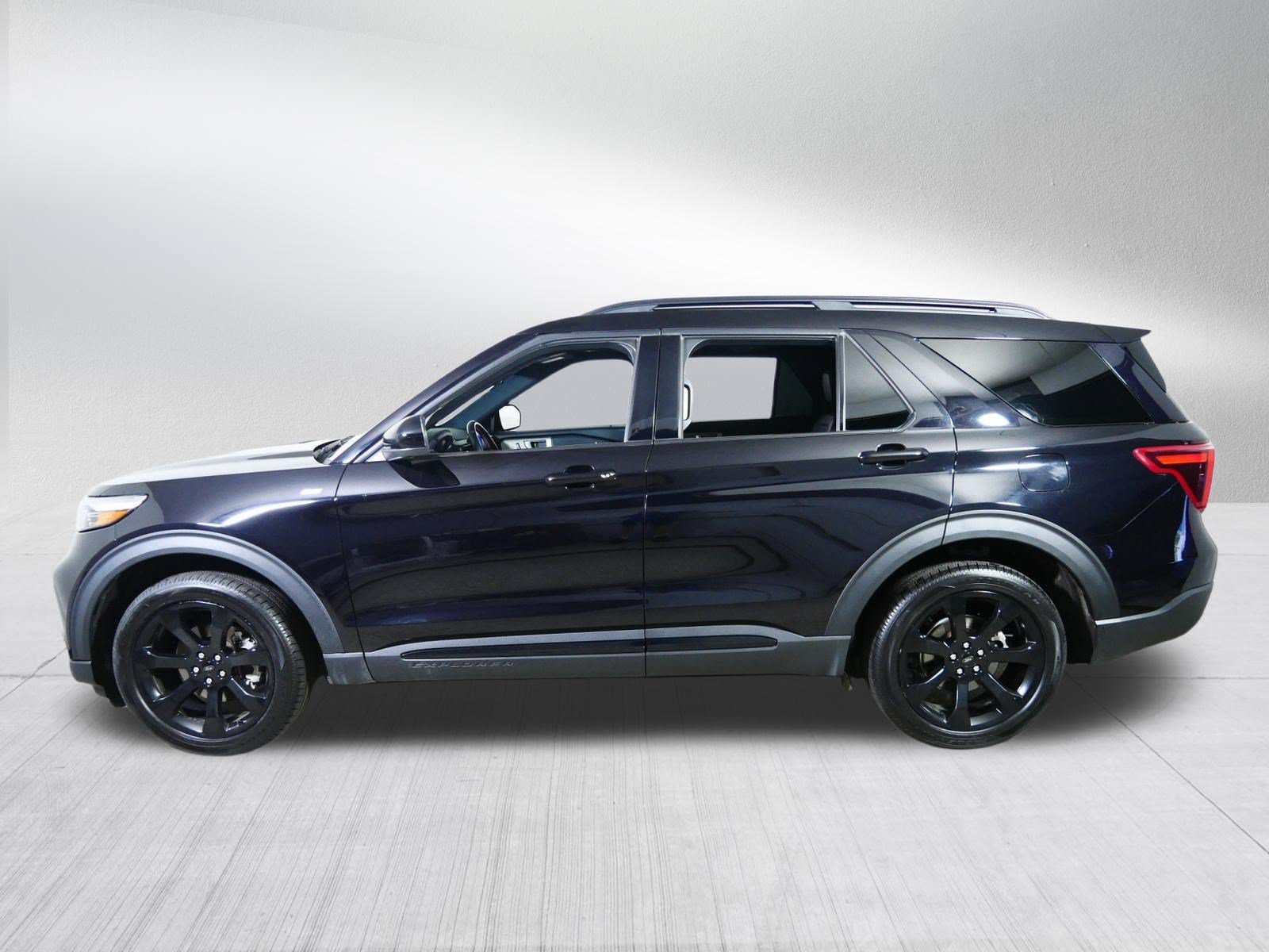 Used 2023 Ford Explorer ST-Line w/ Class IV Trailer Tow Package AWD/4WD image 4