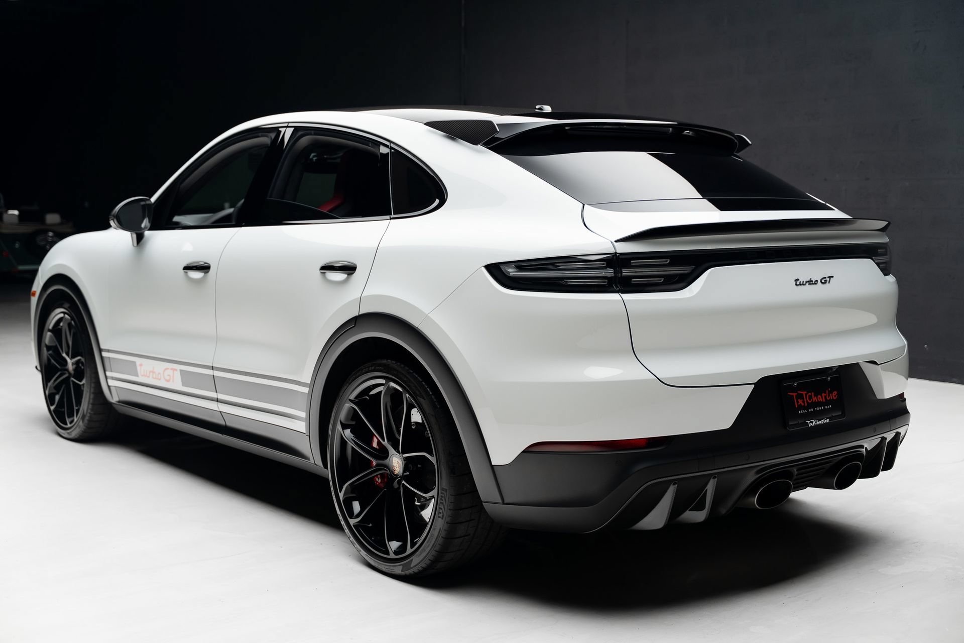 Used 2022 Porsche Cayenne Turbo GT AWD/4WD image 24