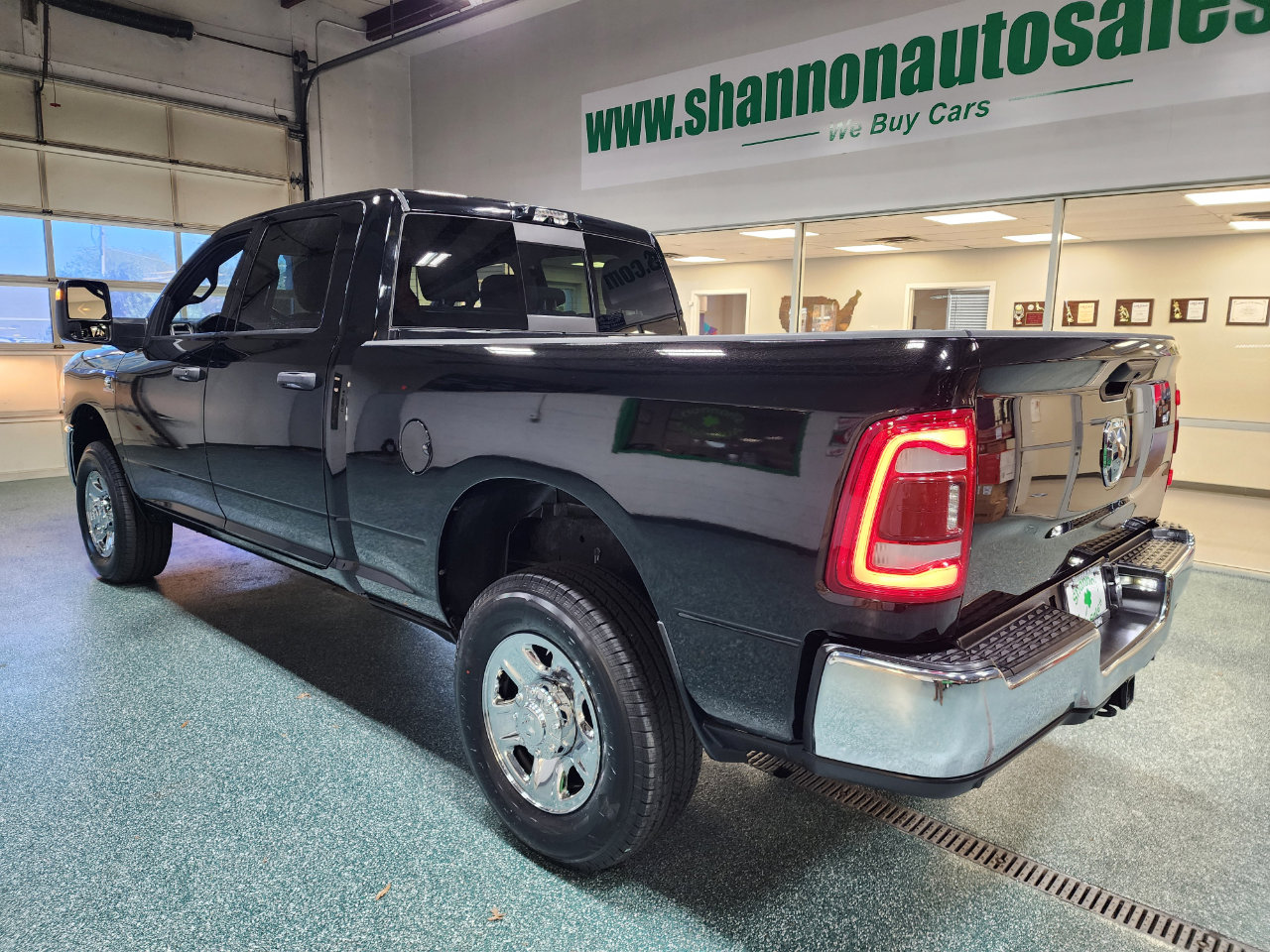Used 2024 RAM 3500 Tradesman w/ Towing Technology Group image 9