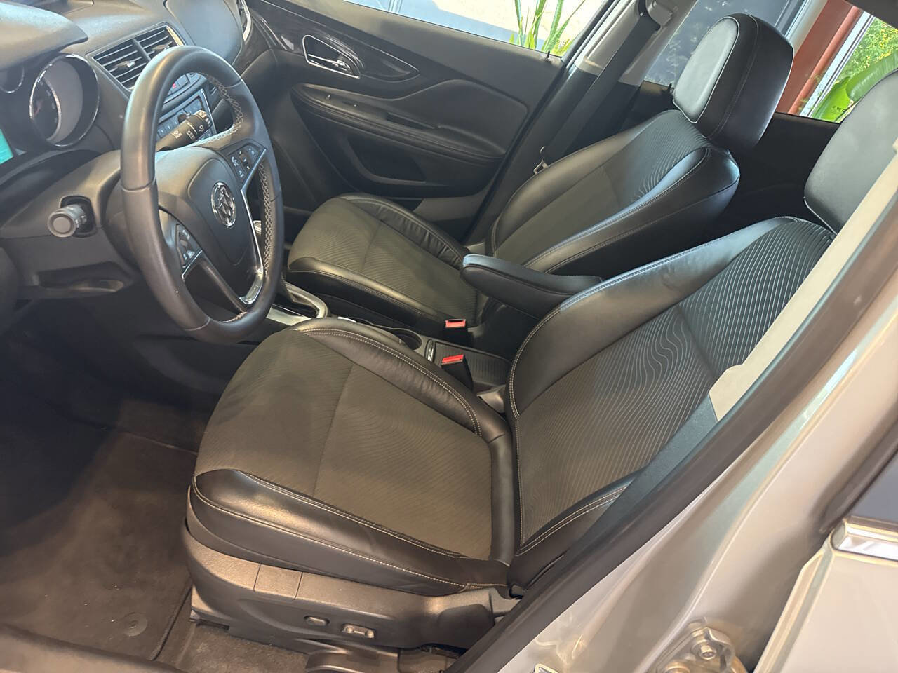 Used 2014 Buick Encore FWD image 21