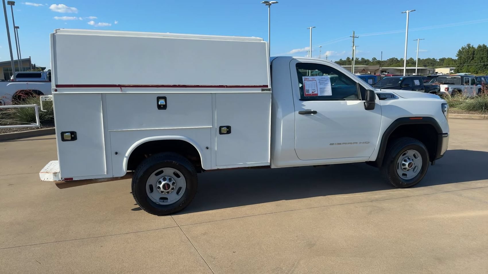 Used 2024 GMC Sierra 2500 Pro w/ Convenience Package AWD/4WD image 8