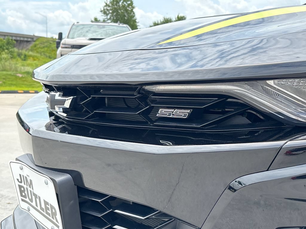 Used 2023 Chevrolet Camaro SS RWD image 57