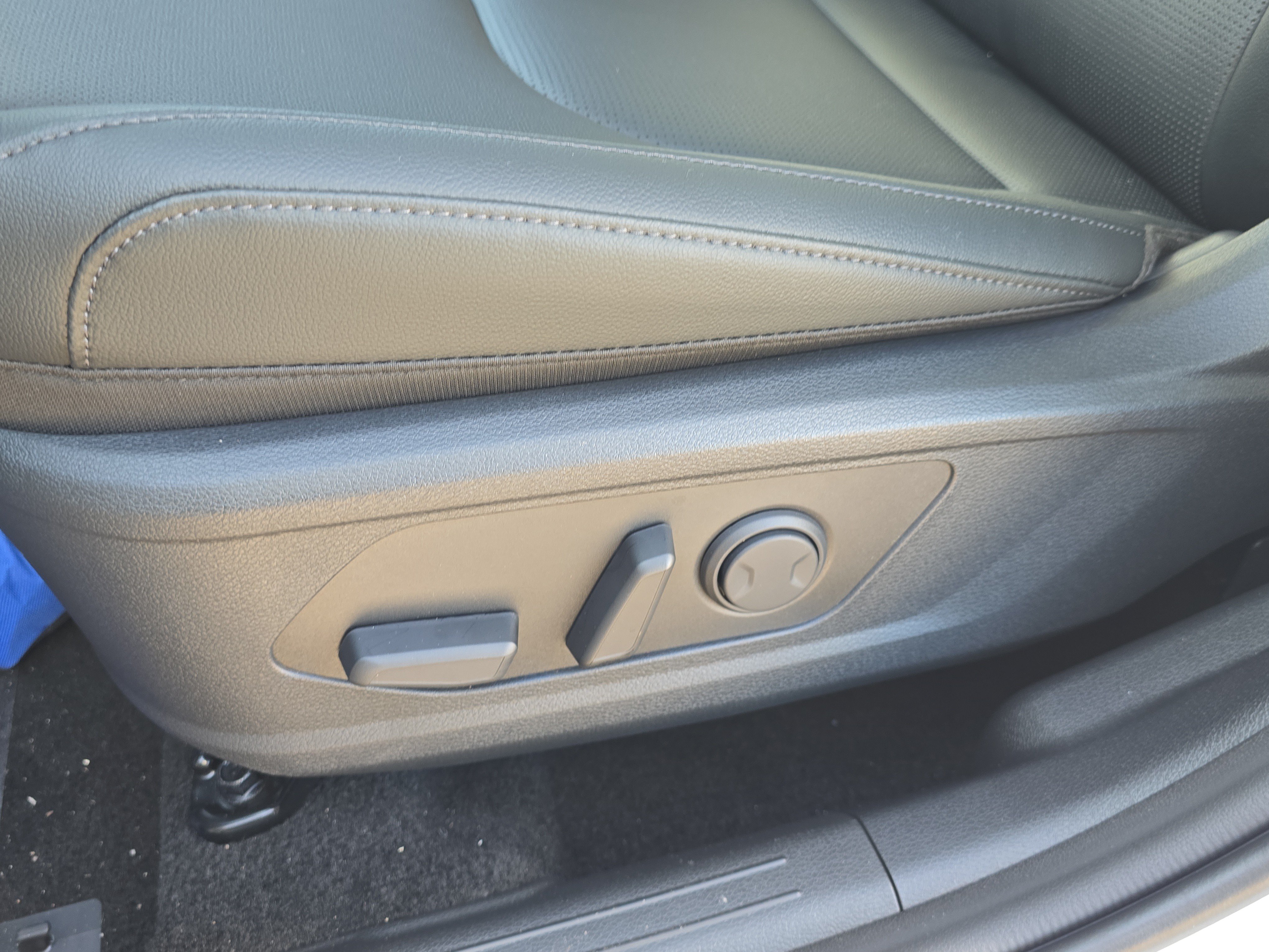 New 2027 Kia Sportage EX FWD image 21