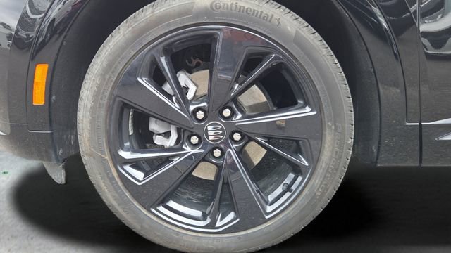 Used 2025 Buick Envision Sport Touring image 39