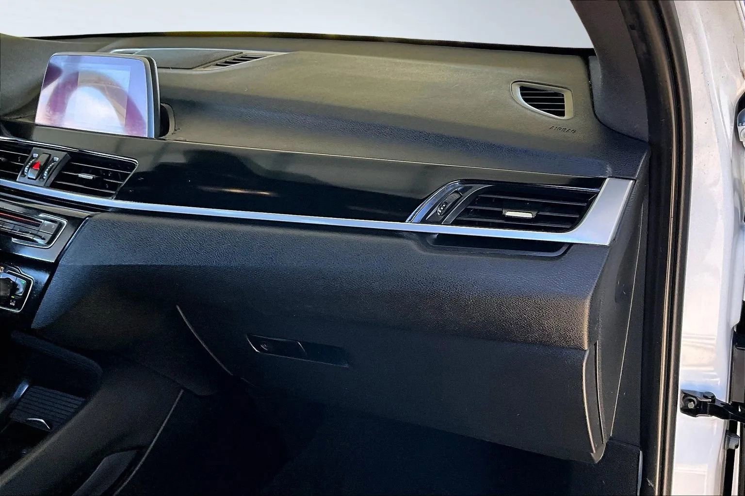 Used 2018 BMW X1 xDrive28i AWD/4WD image 23