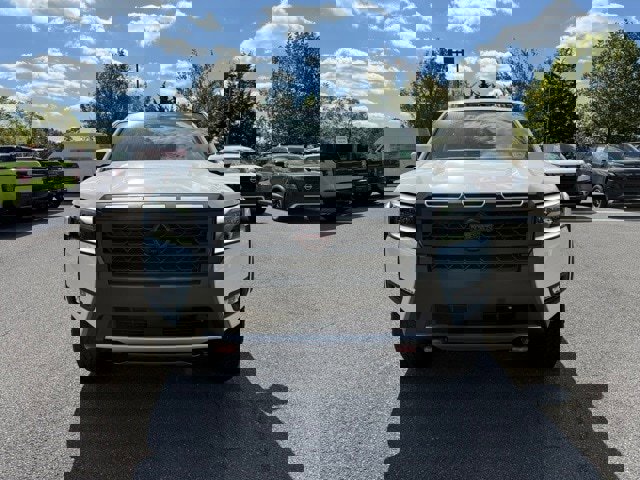 New 2026 Nissan Frontier PRO-4X w/ Pro-4x Convenience Package image 3