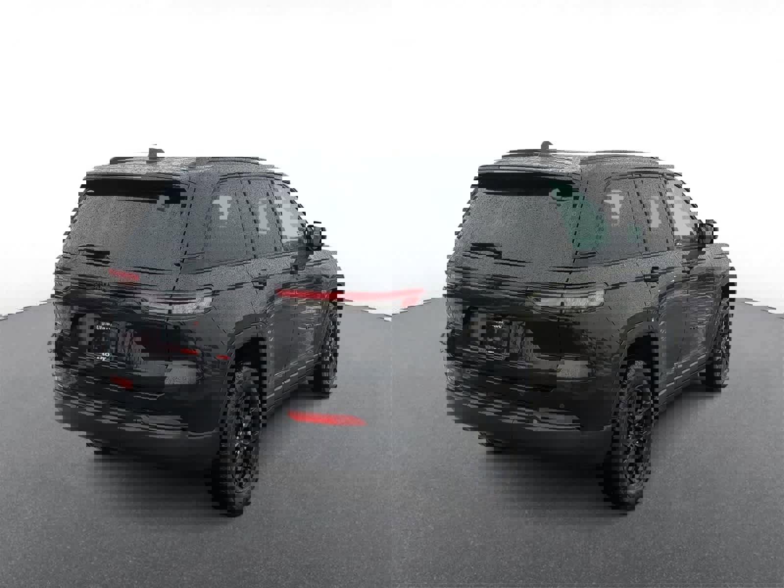 Used 2024 Jeep Grand Cherokee Altitude image 8