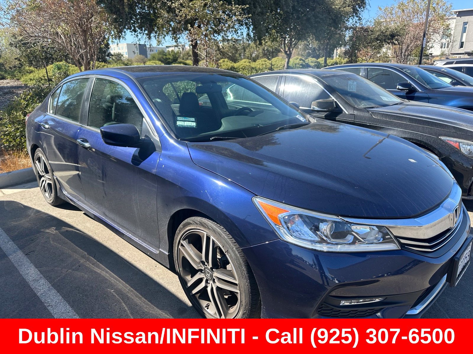 Used 2017 Honda Accord Sport Special Edition image 1