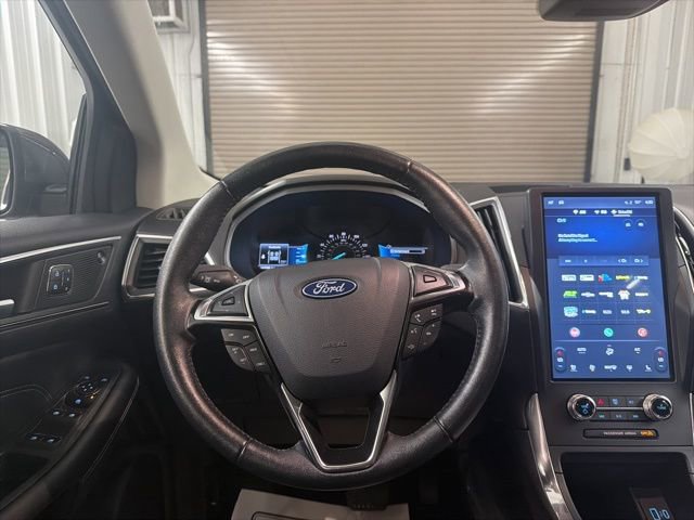 Used 2024 Ford Edge Titanium image 38
