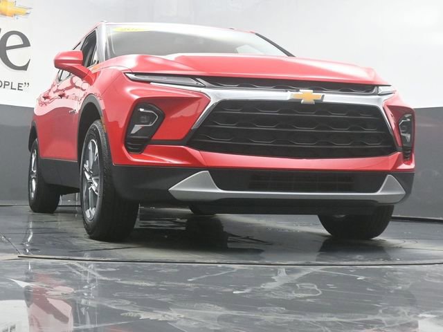 Used 2023 Chevrolet Blazer LT w/ Convenience Package image 3