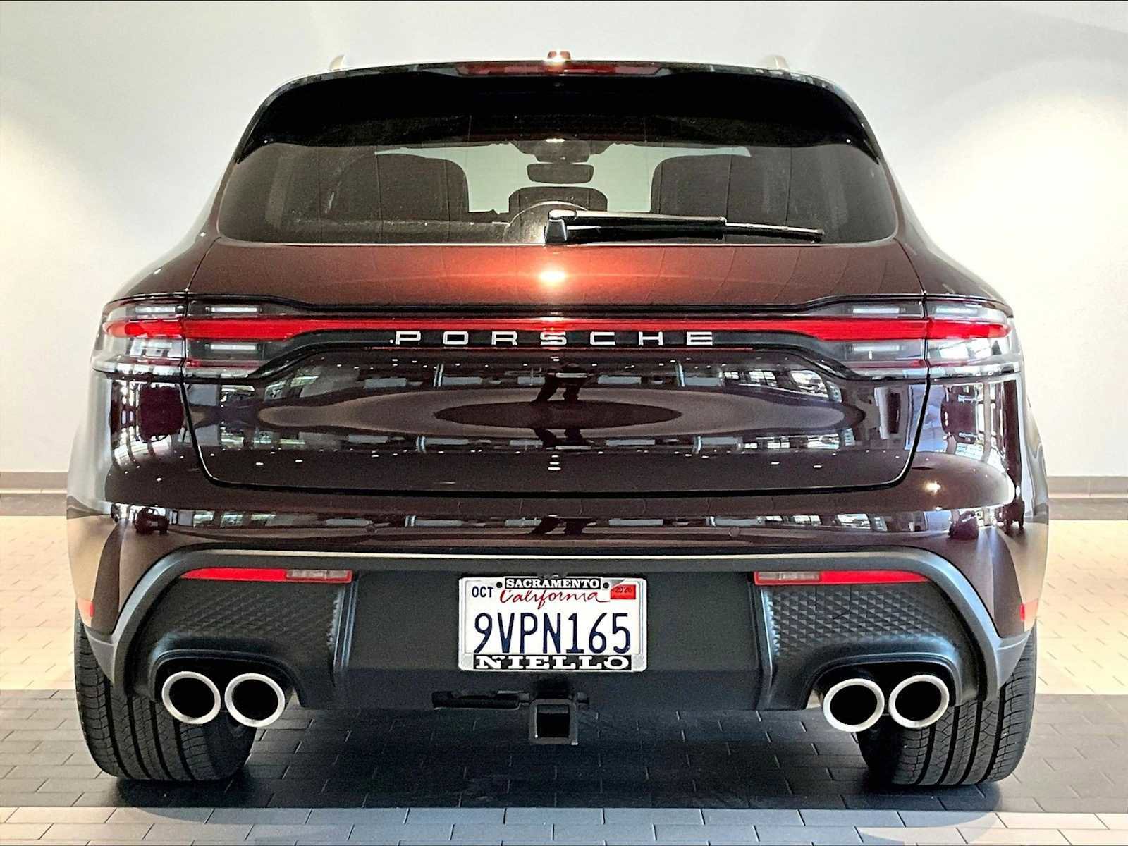 Used 2025 Porsche Macan image 9