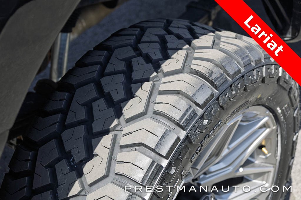 Used 2018 Ford F250 Lariat w/ Chrome Package image 44