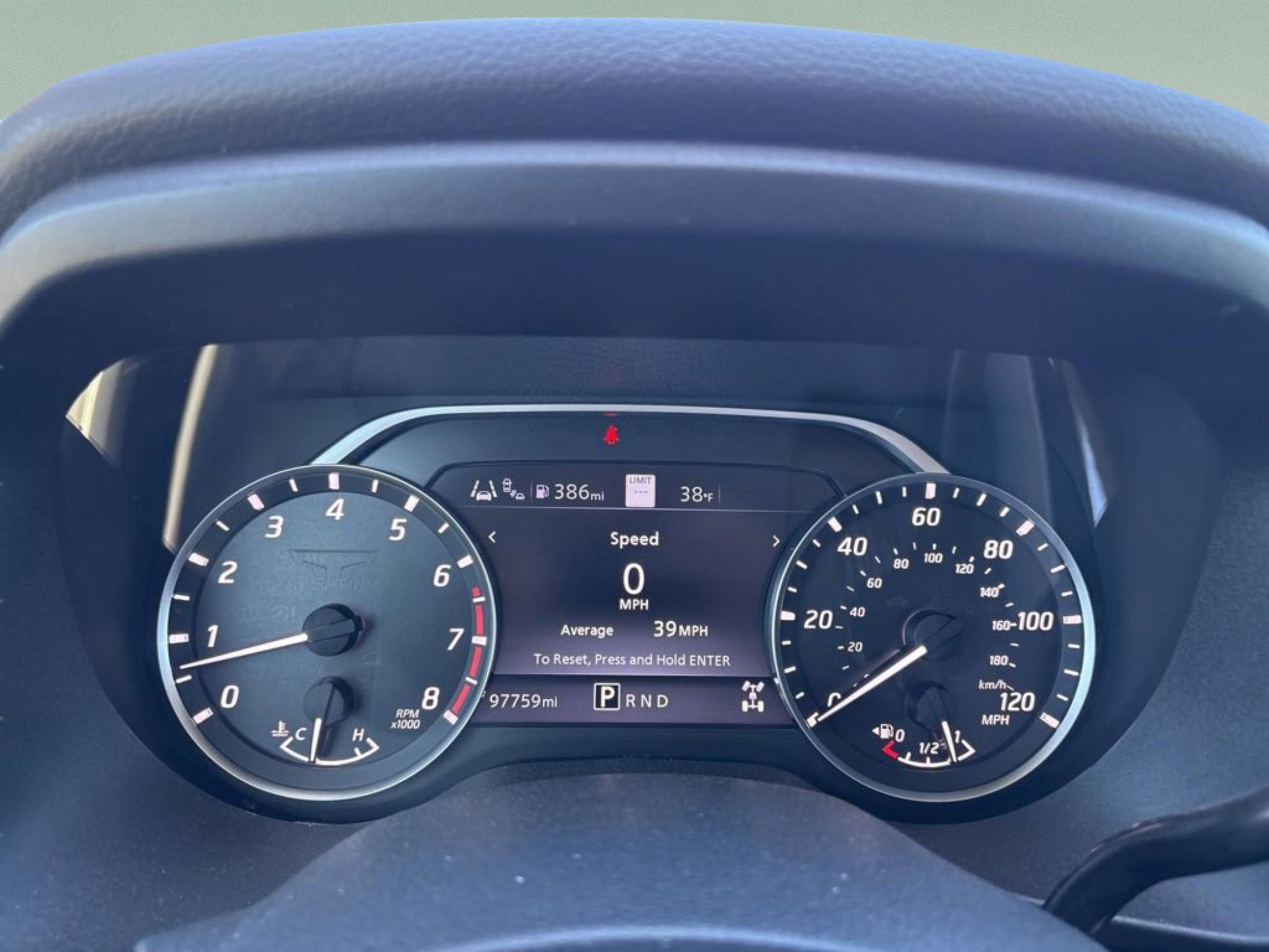 Used 2020 Nissan Titan SV w/ SV Convenience Package image 14