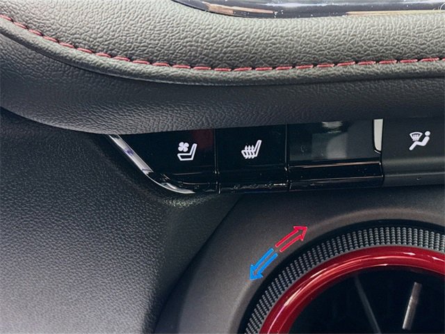 Used 2025 Chevrolet Blazer RS w/ Driver Confidence II Package image 20