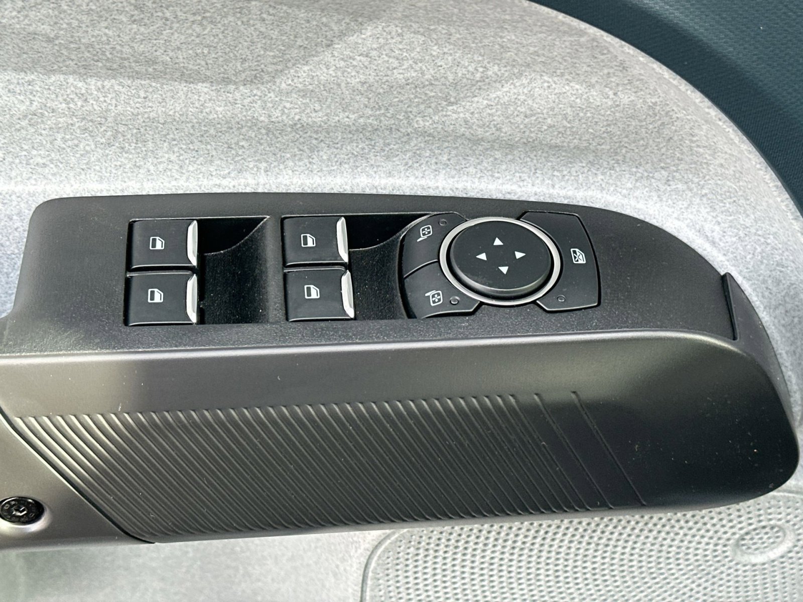 New 2026 Ford Maverick XLT image 16