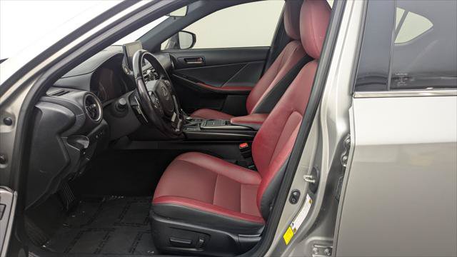Used 2022 Lexus IS 300 RWD image 14