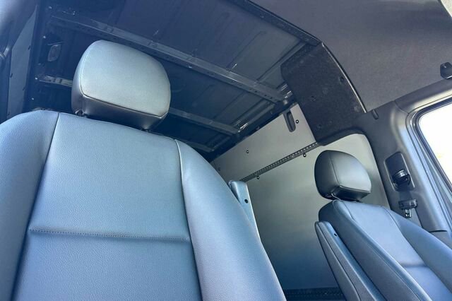 Used 2024 Mercedes-Benz Sprinter 3500 image 18