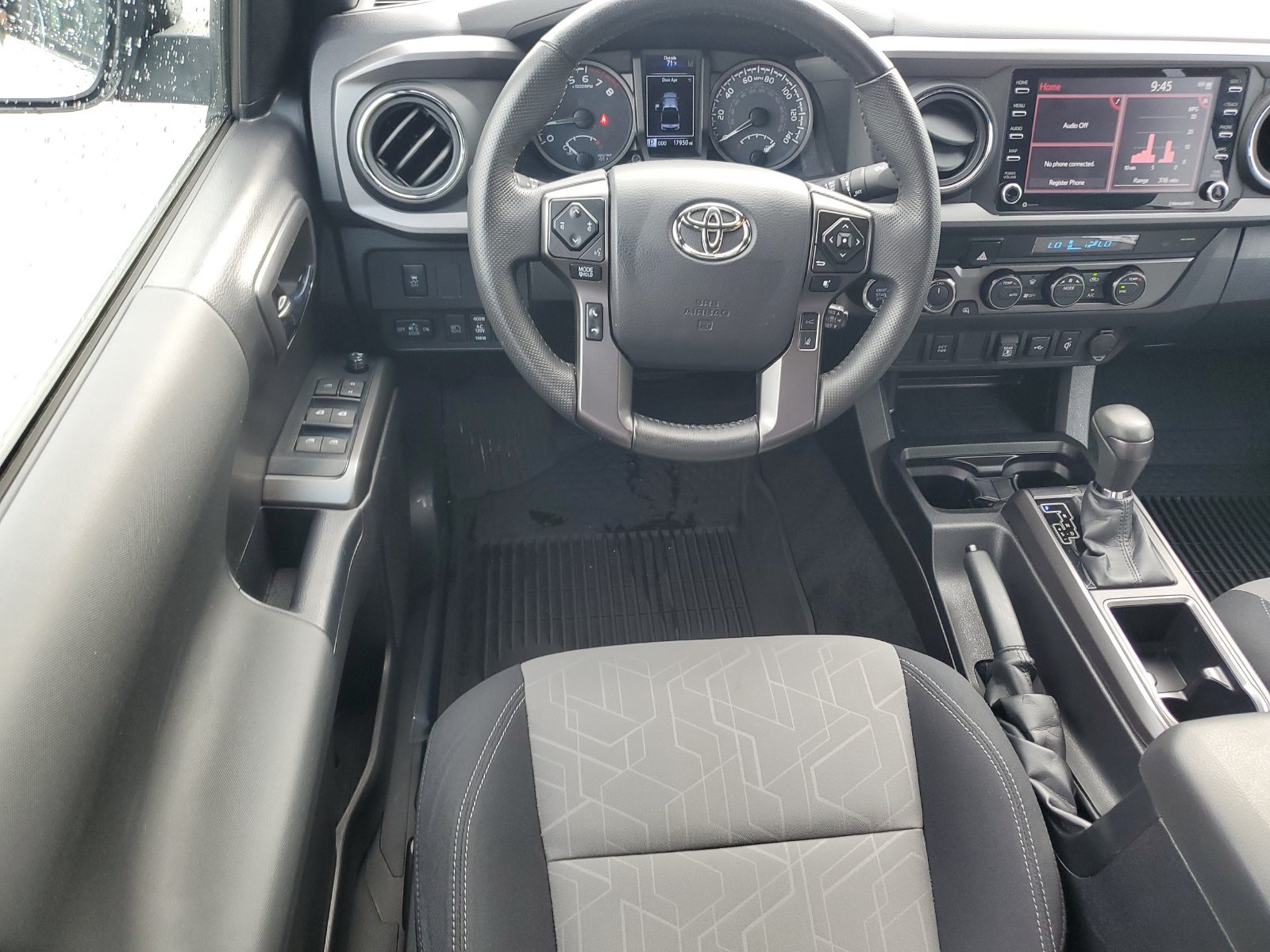 Certified 2023 Toyota Tacoma TRD Off-Road AWD/4WD image 11