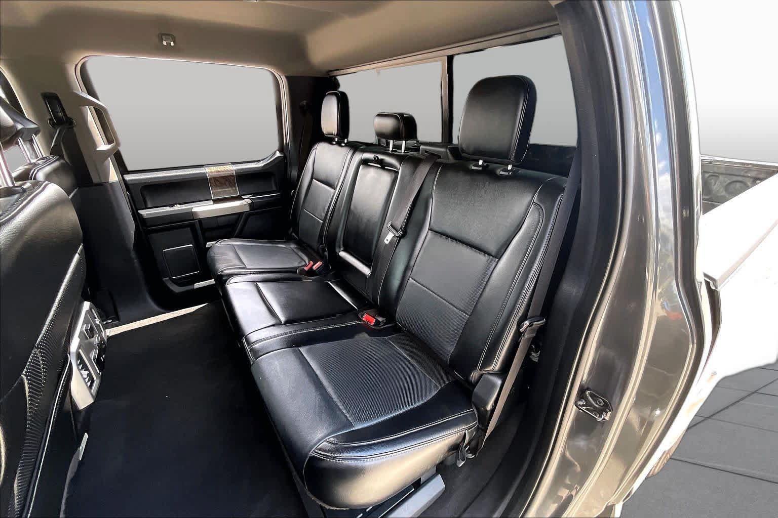 Used 2019 Ford F250 Lariat w/ Lariat Value Package AWD/4WD image 18