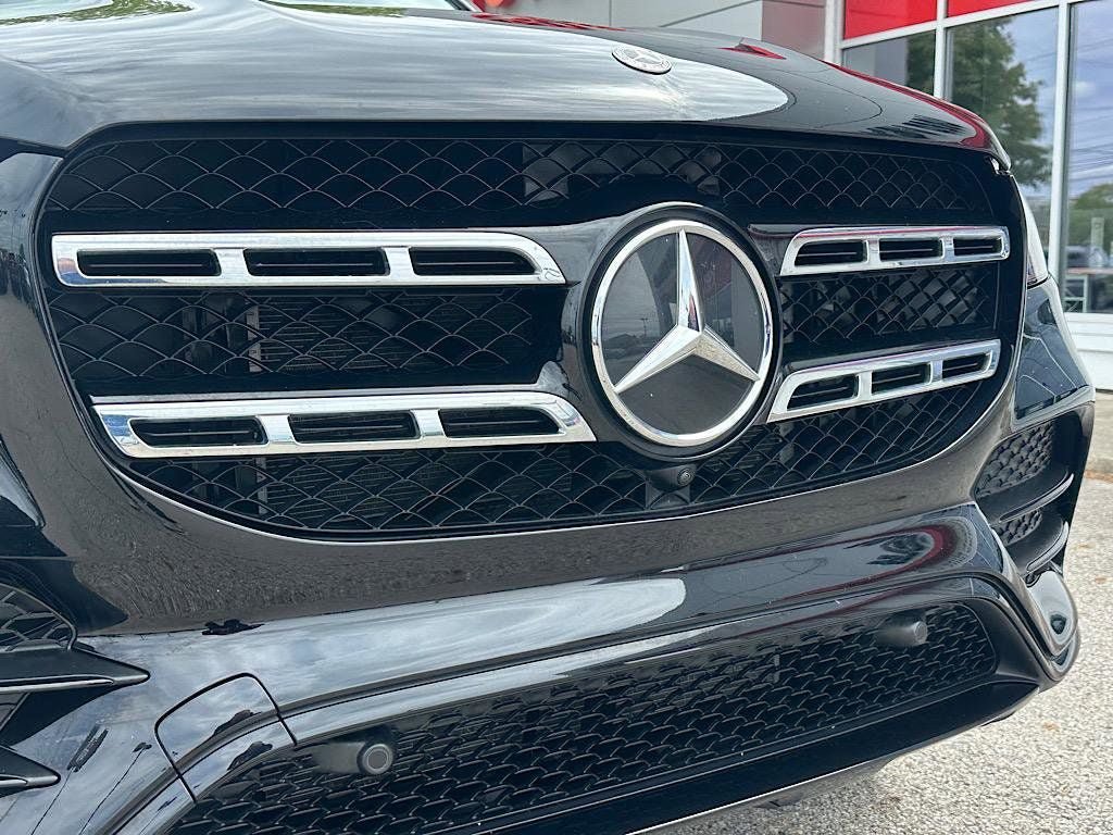 Used 2023 Mercedes-Benz GLS 450 4MATIC image 10