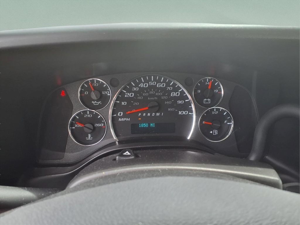 Used 2024 GMC Savana 3500 Extended w/ Power Convenience Package RWD image 15