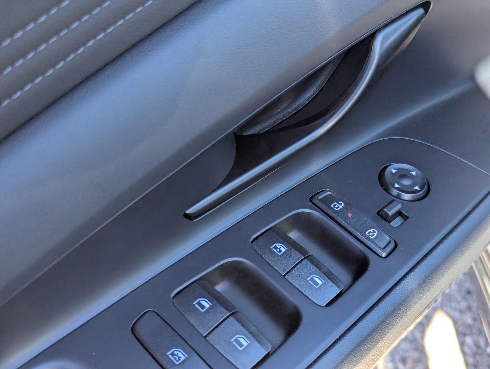 Used 2026 Hyundai Elantra Sport image 18