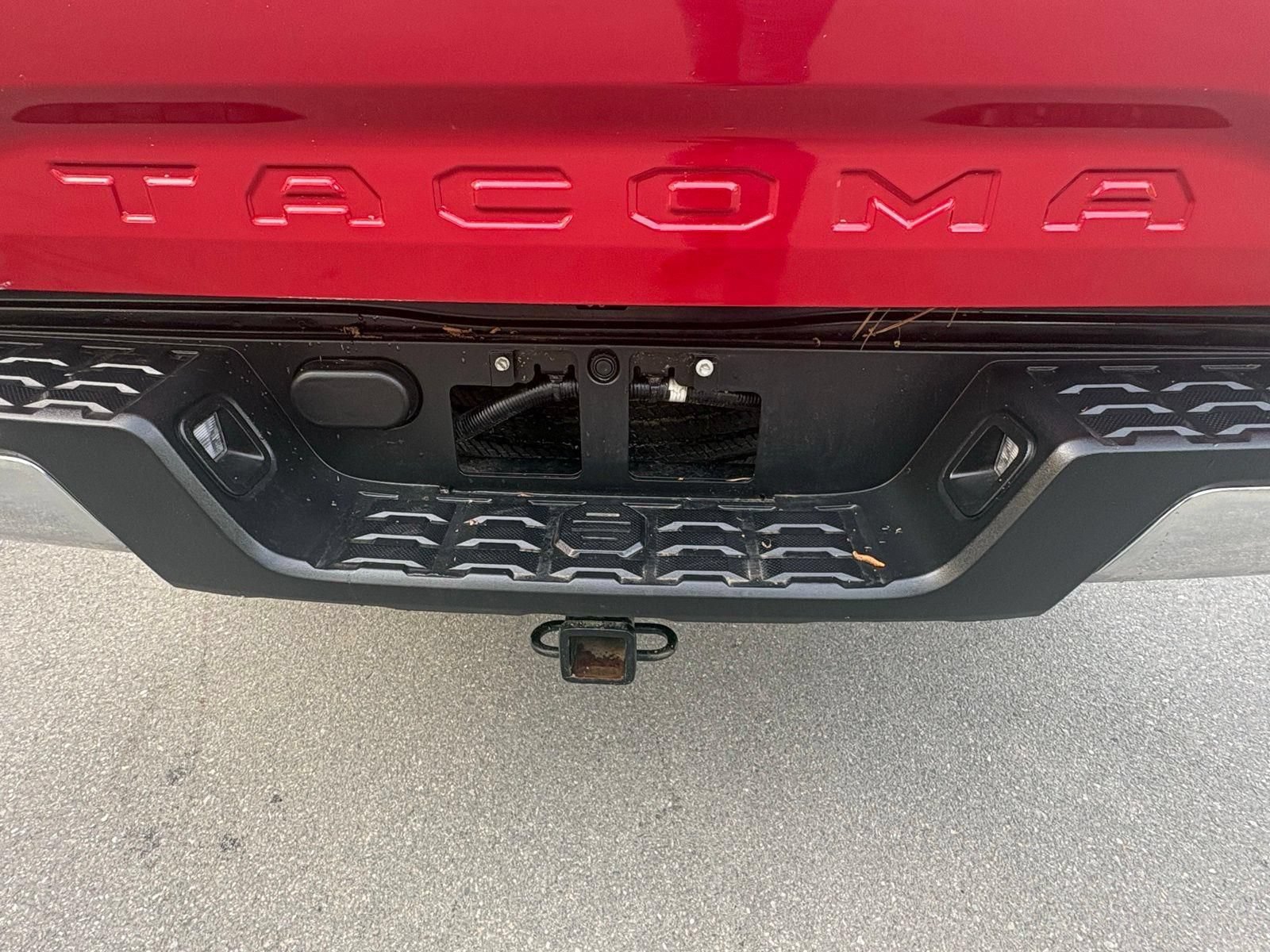 Used 2023 Toyota Tacoma SR5 AWD/4WD image 10