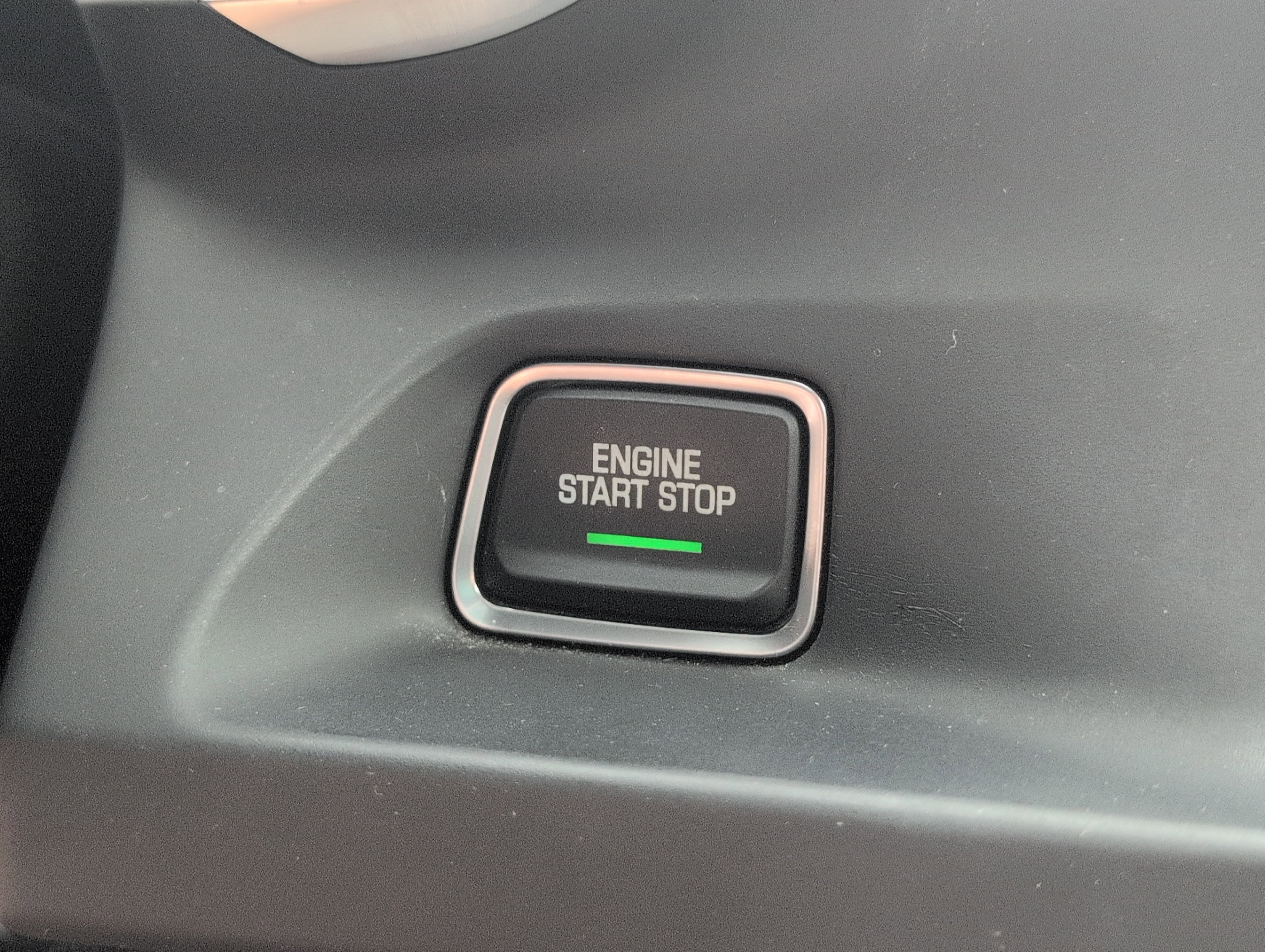 Used 2020 Chevrolet Camaro LT RWD image 23