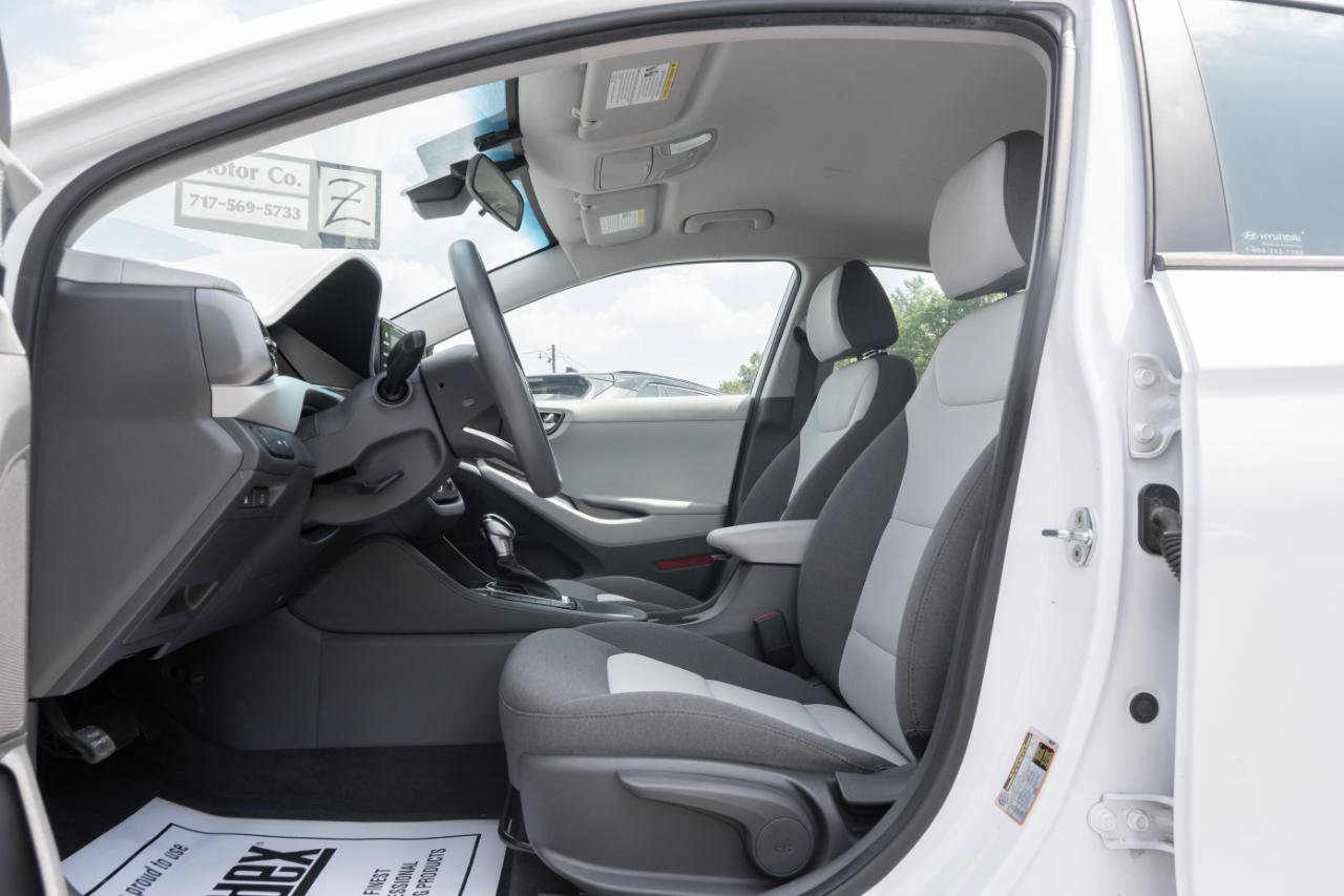 Used 2020 Hyundai Ioniq Blue FWD image 13