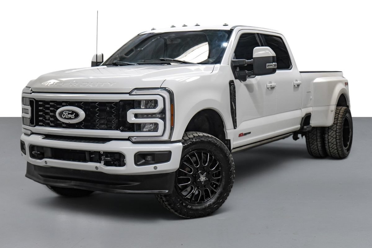 Used 2023 Ford F350 Lariat w/ Lariat Ultimate Package AWD/4WD image 5