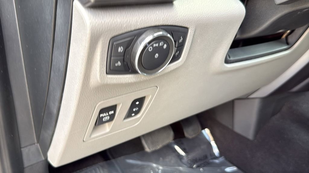 Used 2020 Ford F150 XLT w/ Equipment Group 302A Luxury RWD image 37