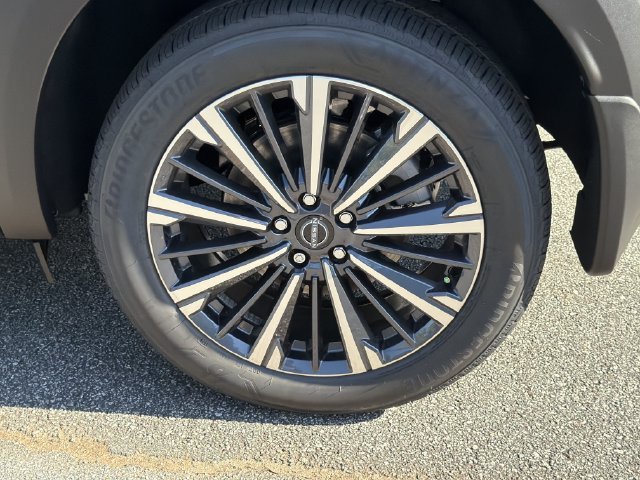New 2026 Nissan Pathfinder Platinum AWD/4WD image 23
