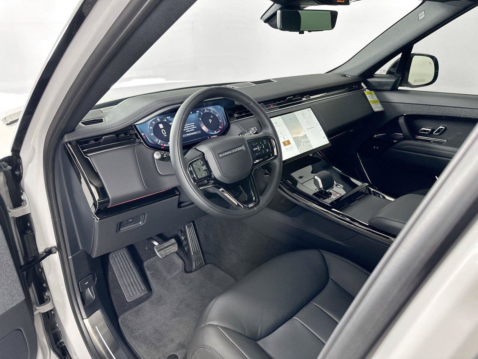 Certified 2025 Land Rover Range Rover Sport Dynamic SE AWD/4WD image 9