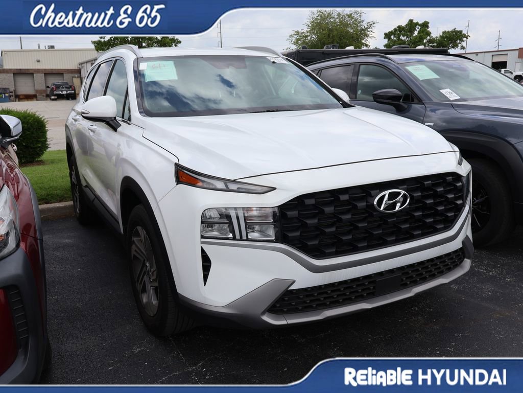 Used 2023 Hyundai Santa Fe SEL FWD image 2