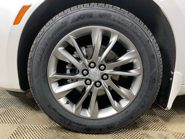 Used 2022 Buick Enclave Avenir w/ Avenir Technology Package image 35